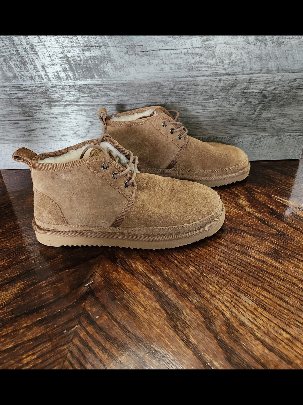 Women's Quince Brown Lace Up Suede Sherpa Lined Ankle Boots. Sz 7